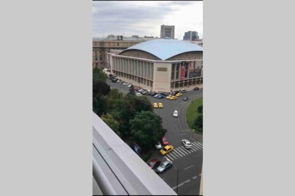 Beautiful Apartment - Top Location - Netflix+Balcony Bucureşti Exterior foto